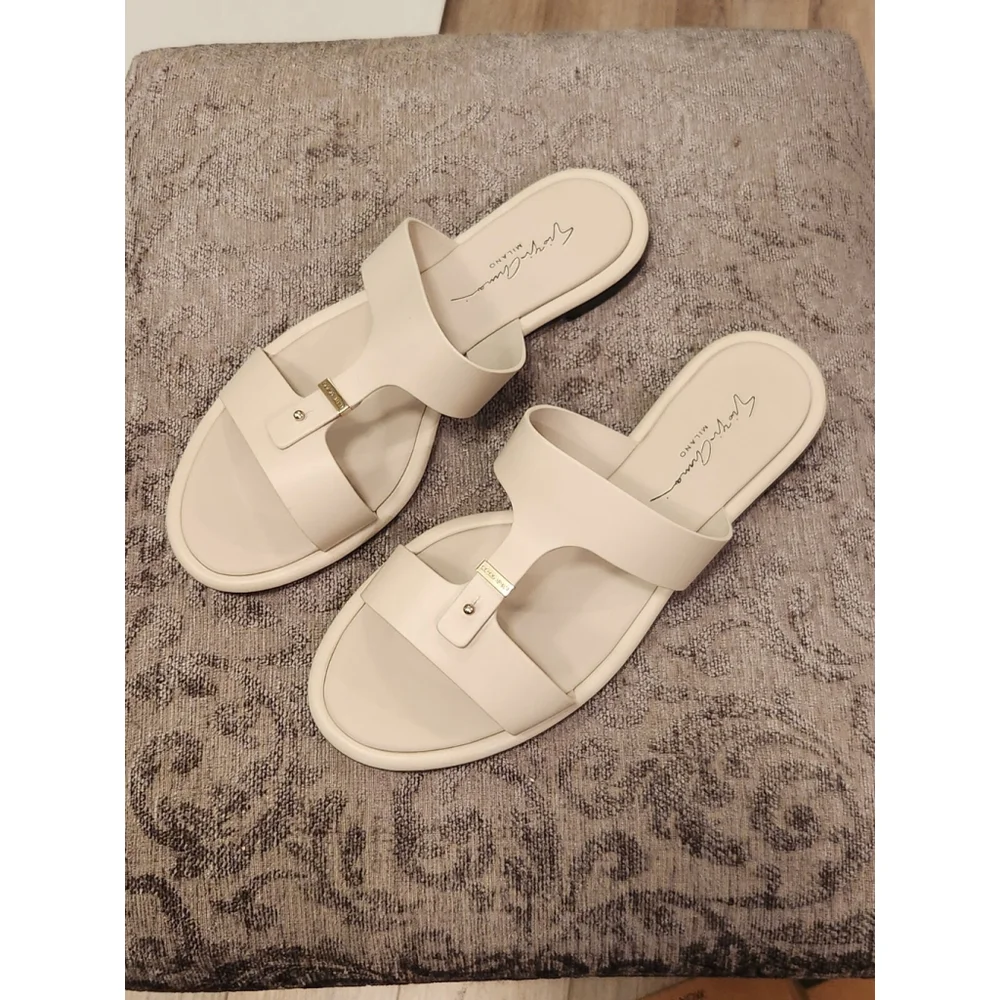 Giorgio Armani Flat Leather Sandals - New With Box - Picture 10 of 16